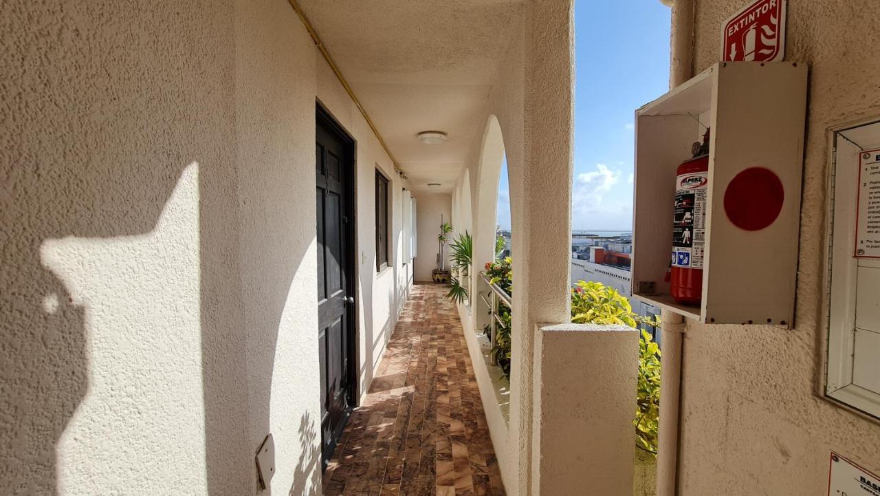 カンクンCozy Ocean Front Penthouse At Marlin Beachアパートメント エクステリア 写真
